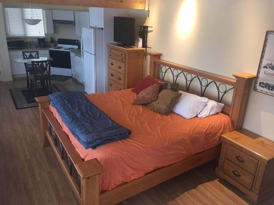 Kelli Creek Cottage - Reduced Price On Tours Juneau Quarto foto